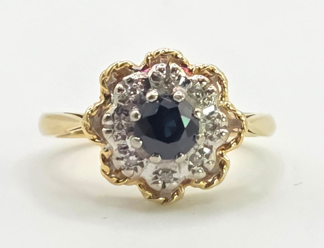 0630: Vintage 18ct Gold French Blues Sapphire Diamonds Flower Head Cluster Ring