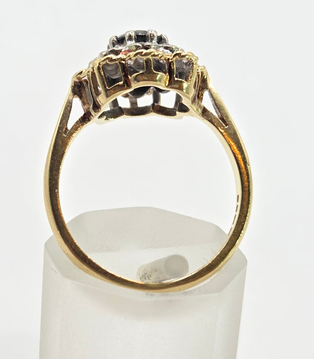 Vintage: 18ct Gold Blue Sapphire & Diamond Flowerhead Cluster Ring