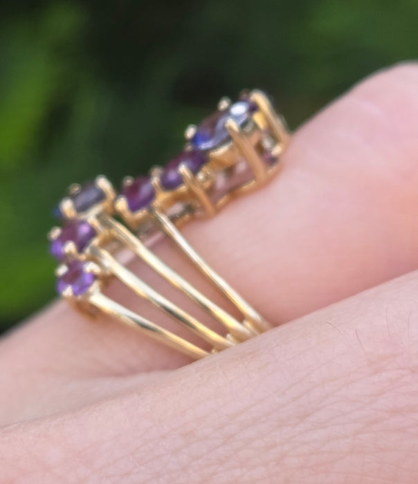 6319- Vintage 9ct Gold Iolites Amethysts Abstract Cocktail Ring
