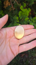 Load image into Gallery viewer, 2602: Vintage: 9ct Gold Large Photo Locket/Pendant

