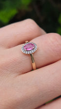 Load image into Gallery viewer, 2587: Vintage: 9ct Gold Padparadscha &amp; White Sapphires Dress Ring
