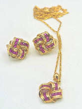 Load image into Gallery viewer, 2685- Vintage:9ct Gold Rubies Lovers Knot Pendant &amp; Necklace (44cm)-Lovely
