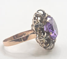 Load image into Gallery viewer, 2687: Vintage &amp; Rare 14ct Gold Colour Change Purple Sapphire 10 Diamonds Cocktail Ring
