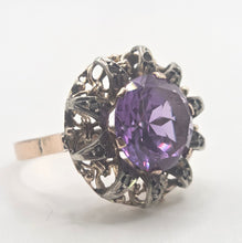 Load image into Gallery viewer, 2687: Vintage &amp; Rare 14ct Gold Colour Change Purple Sapphire 10 Diamonds Cocktail Ring
