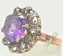 Load image into Gallery viewer, 2687: Vintage &amp; Rare 14ct Gold Colour Change Purple Sapphire 10 Diamonds Cocktail Ring
