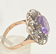 Load image into Gallery viewer, 2687: Vintage &amp; Rare 14ct Gold Colour Change Purple Sapphire 10 Diamonds Cocktail Ring
