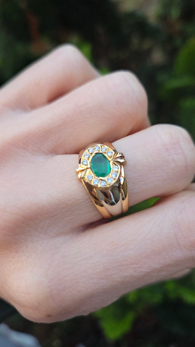 6305 Vintage: 18ct Mixed Gold Emerald Diamonds Target Ring- total statement piece unisex