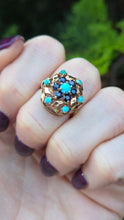 Load image into Gallery viewer, 6362 Vintage: 9ct Gold Turquoises Sapphires Cluster Ring- from 1964

