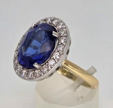 Load image into Gallery viewer, 2622: 18ct Gold Cornflower Blue Sapphire (10.65ct) Diamonds Diana Cluster Ring- Exceptional
