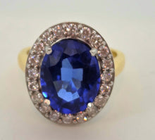 Load image into Gallery viewer, 2622: 18ct Gold Cornflower Blue Sapphire (10.65ct) Diamonds Diana Cluster Ring- Exceptional
