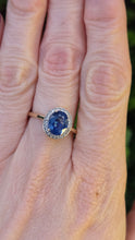 Load image into Gallery viewer, 6302 Vintage: 9ct Gold Persian Blue Sapphire Diamonds Dress Ring
