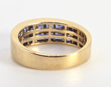 Load image into Gallery viewer, 2625: Vintage; 18ct Gold Ceylon Blue Sapphire Tiered Ring- Fabulous
