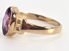 Load image into Gallery viewer, 0601: Vintage 9ct Gold Openwork Marquise Cut Purple Sapphire Dress Ring
