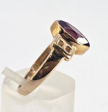 Load image into Gallery viewer, 0601: Vintage 9ct Gold Openwork Marquise Cut Purple Sapphire Dress Ring

