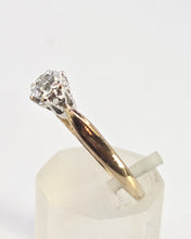 Load image into Gallery viewer, 0603: Vintage: 9ct Gold Round Faceted Cut Natural Diamond Solitaire Ring
