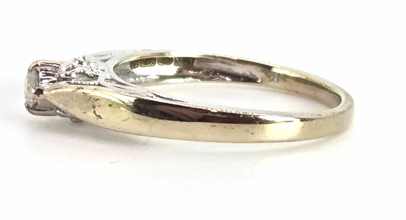 0606 Vintage: 9ct Yellow & White Gold Round Cut Natural Diamond Solitaire Ring