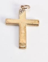 Load image into Gallery viewer, 0607: Vintage: 9ct Gold Diamonds Cross/ Pendant- lovely condition
