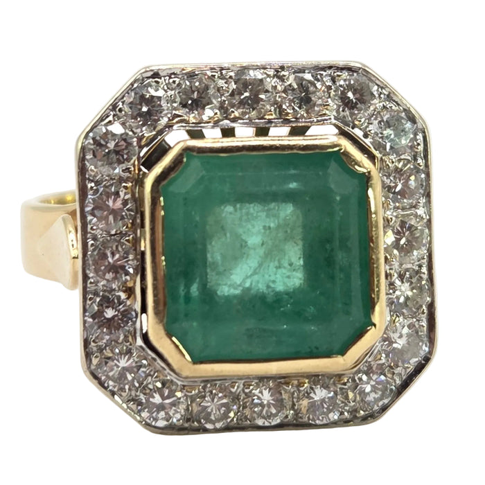 2614- Vintage: 18ct Gold Emerald (4.33ct) Diamonds Ring - From 1998