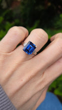 Load image into Gallery viewer, 2607 Vintage: 9ct White Gold Emerald Cut French Blue Sapphire Diamonds Ring
