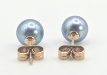 Load image into Gallery viewer, 3885: Vintage 9ct Gold Tahitian Cultured Pearl Stud Earrings
