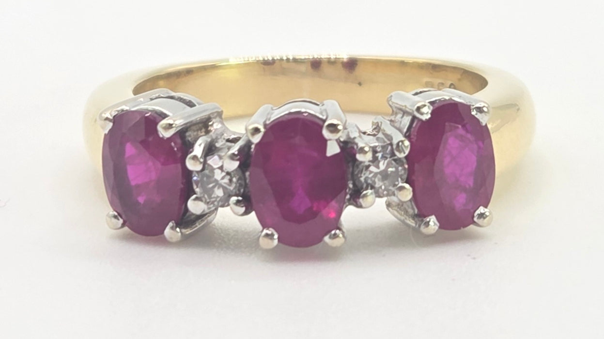 Vintage: 18ct Gold Three Ruby & Diamond Dress Ring