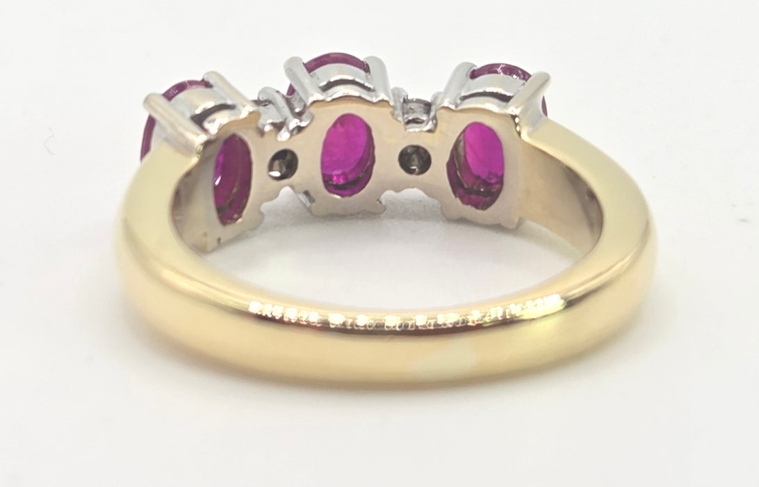 Vintage: 18ct Gold Three Ruby & Diamond Dress Ring
