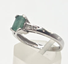 Load image into Gallery viewer, 0631- Vintage: 18ct White Gold Emerald Cut Emerald Diamonds Dress Ring
