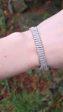 Load image into Gallery viewer, 2781: Vintage: 9ct Gold 225 Natural Sparkling Diamonds (2.75ct) Bracelet
