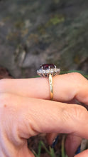 Cargar imagen en el visor de la galería, 2740: Vintage 18ct Gold Pyrope Garnet 14 Diamonds Diana Cluster Ring
