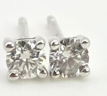 Load image into Gallery viewer, 3600: Vintage 18ct White Gold Round Full Cut Diamond (0.3ct) Stud Earrings
