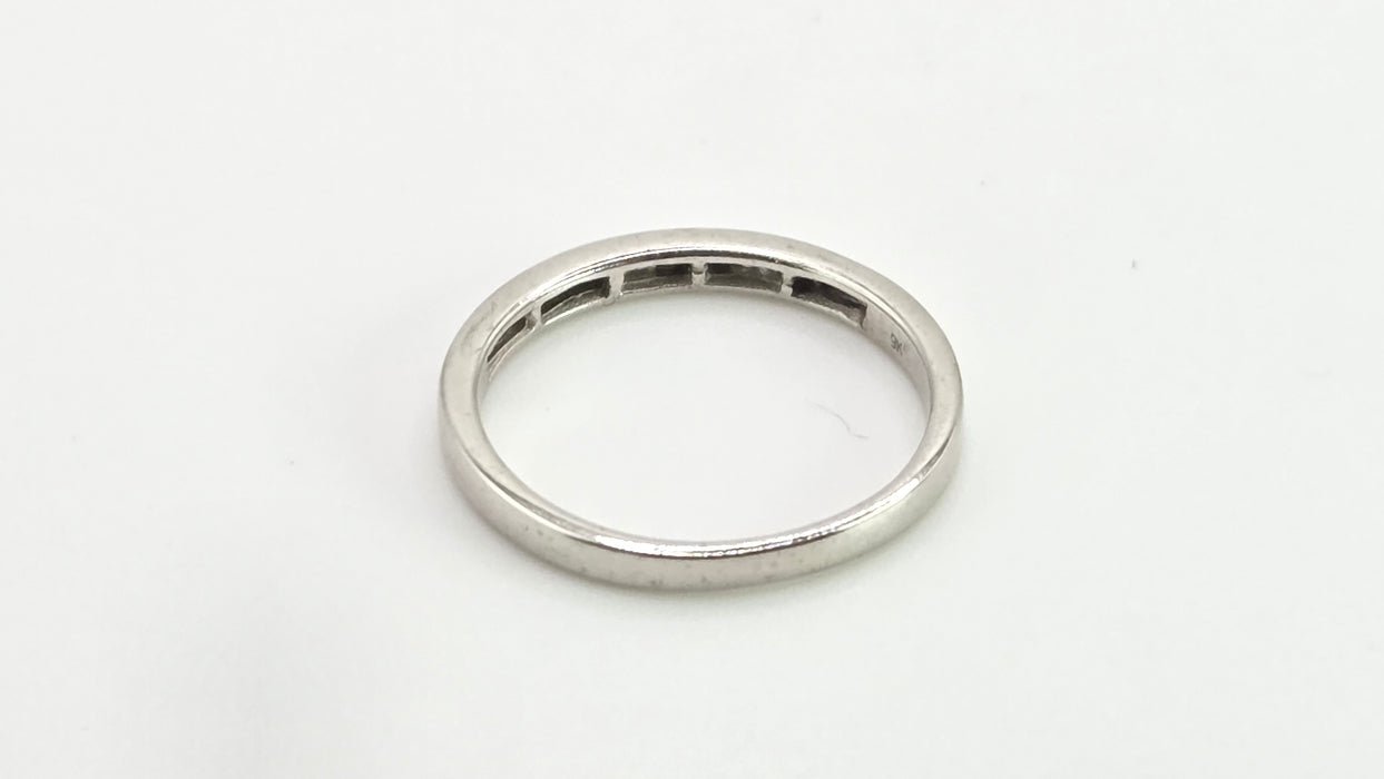 6427: Vintage 9ct White Gold Black & White Natural Diamonds Stacker Ring