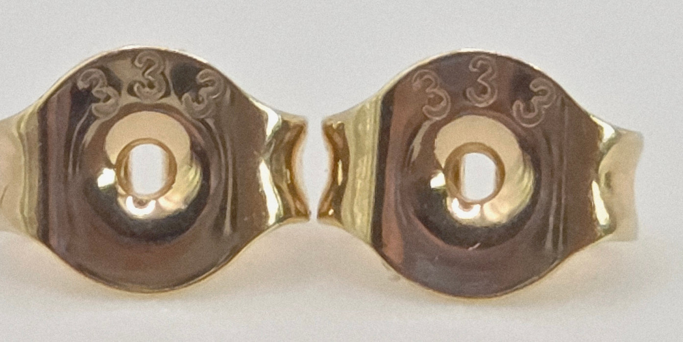 2593: Vintage:  8ct Gold Gemstone Trilogy Stud Earrings
