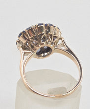 Load image into Gallery viewer, 2596: Vintage 9ct Gold 19 French Blue Sapphires Flowerhead Ring
