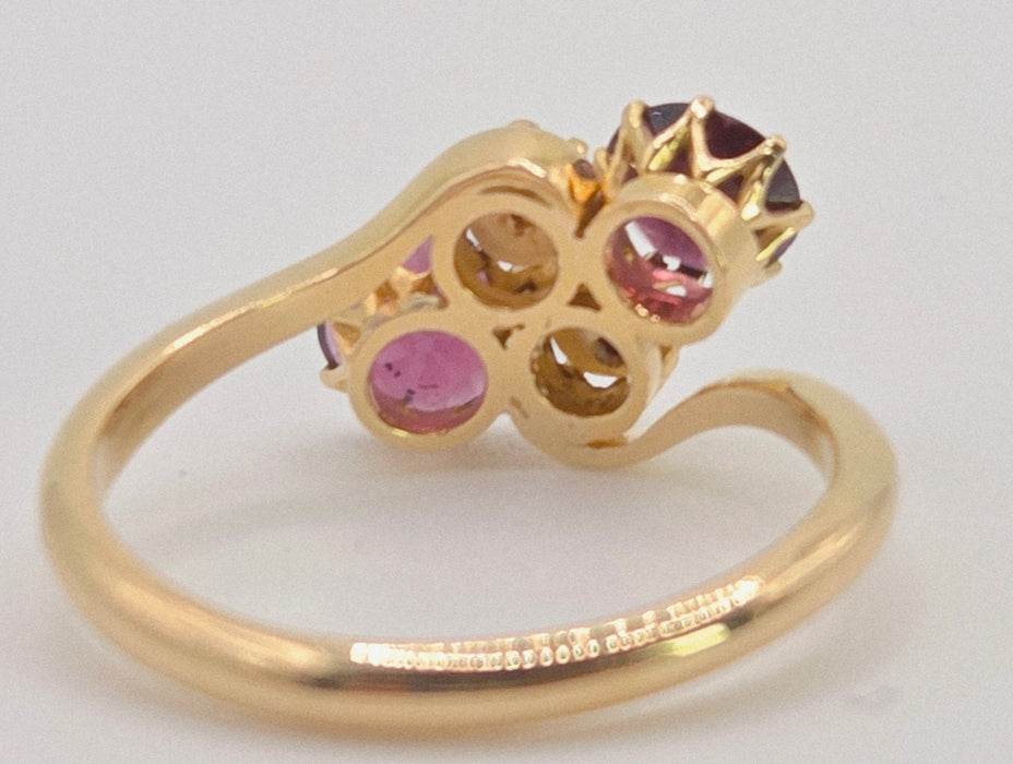 2697: Vintage 18ct Gold Almandine Garnets Cultured Pearls Bypass Ring