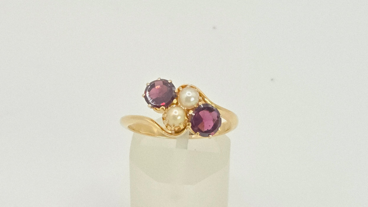 2697: Vintage 18ct Gold Almandine Garnets Cultured Pearls Bypass Ring