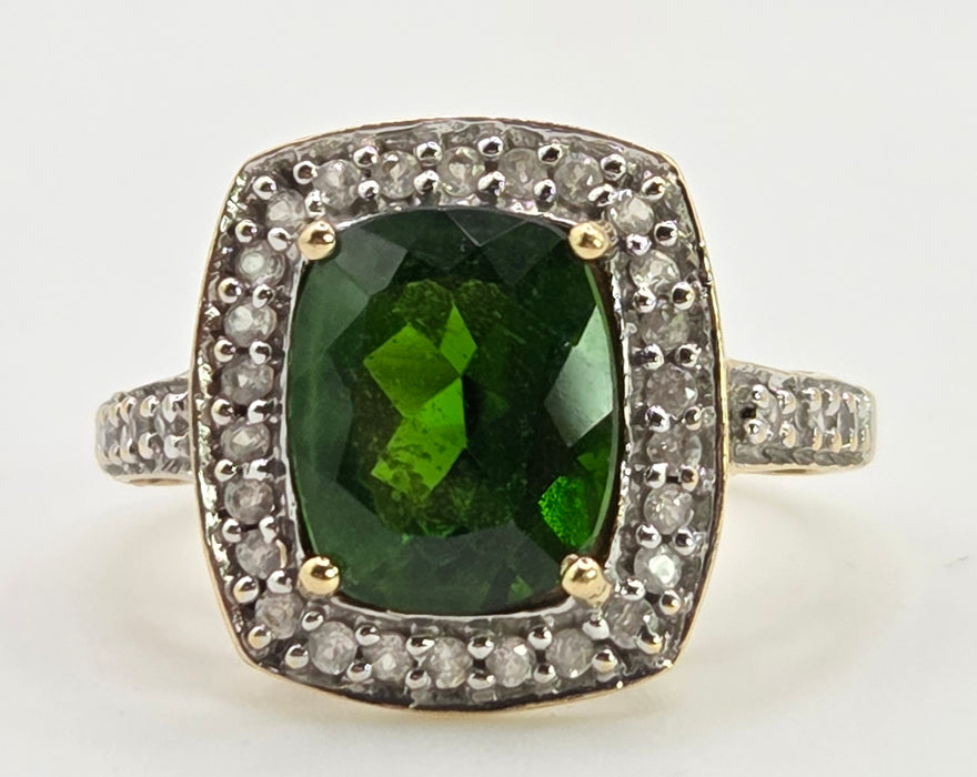 2698: Vintage 9ct Gold Chrome Diopside White Zircons Ring