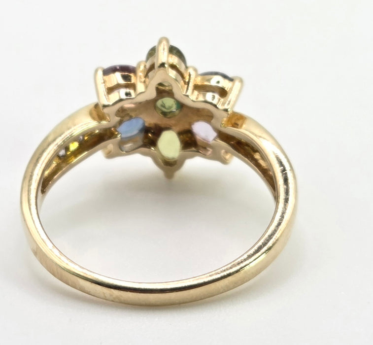 2791: Vintage: 9ct Gold Mixed Coloured Sapphires Flowerhead Ring