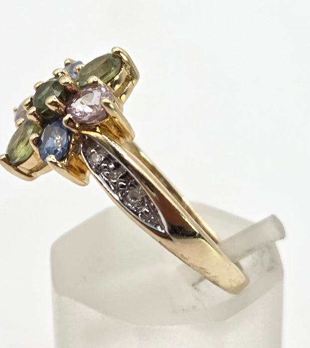 2791: Vintage: 9ct Gold Mixed Coloured Sapphires Flowerhead Ring