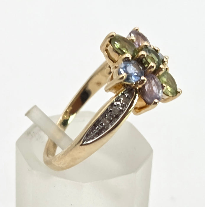 2791: Vintage: 9ct Gold Mixed Coloured Sapphires Flowerhead Ring