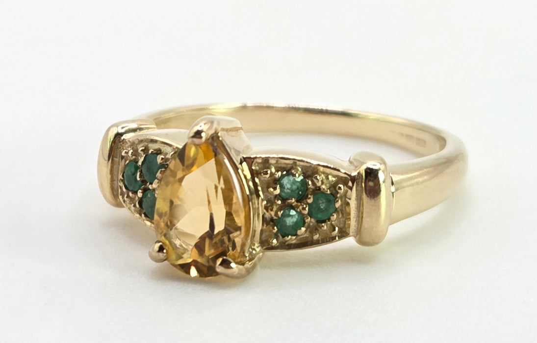 2793: Vintage Rare: 9ct Gold Yellow Citrine Emeralds Dress Ring