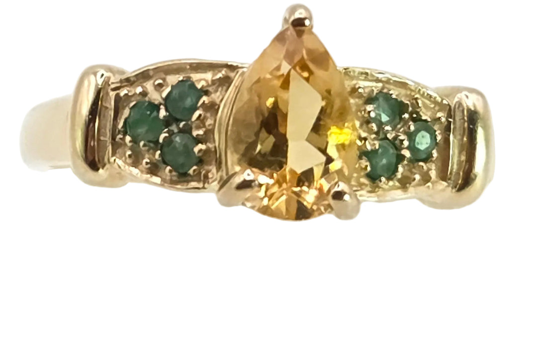 2793: Vintage Rare: 9ct Gold Yellow Citrine Emeralds Dress Ring