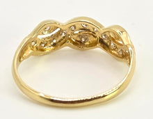 Cargar imagen en el visor de la galería, 2629: 18ct Gold 14 Natural Diamonds Stacker/ Dress Ring
