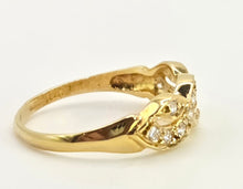 Cargar imagen en el visor de la galería, 2629: 18ct Gold 14 Natural Diamonds Stacker/ Dress Ring
