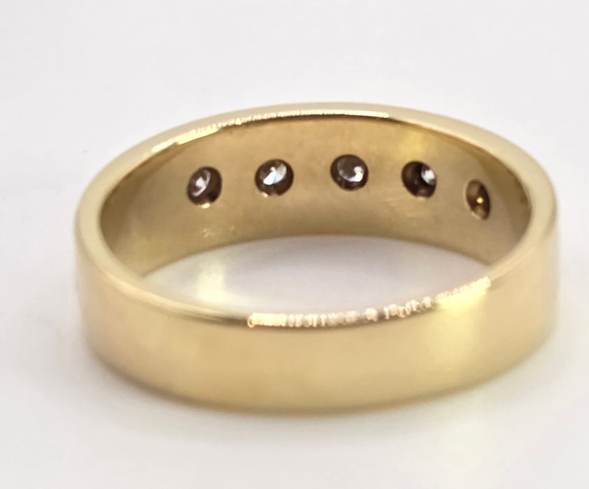 Vintage: 18ct Welsh Gold Clogau Diamond Celtic Band Ring