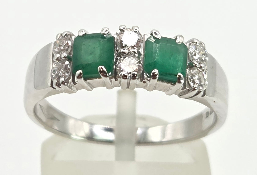 2703: Vintage 18ct White Gold Emeralds Natural Diamonds Ring- From 1978 Rare