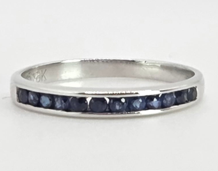 2706: Vintage 18ct White Gold Blue Sapphires Half-Eternity Stacker Ring