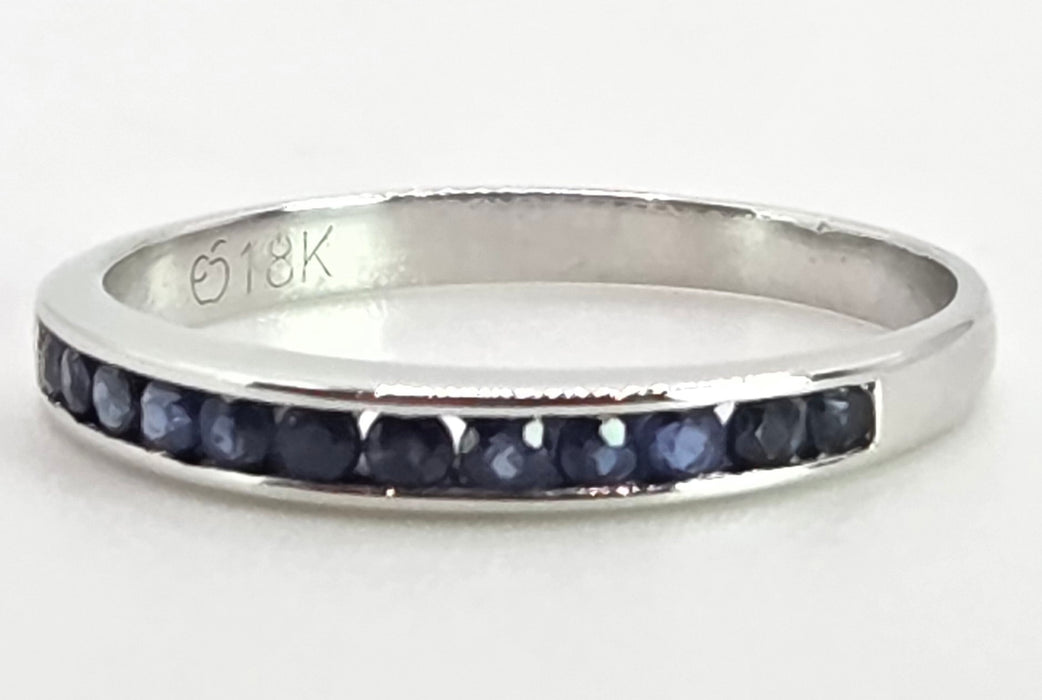 2706: Vintage 18ct White Gold Blue Sapphires Half-Eternity Stacker Ring