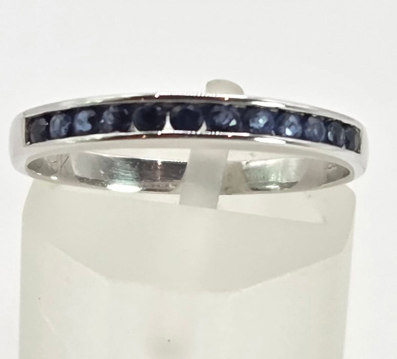 2706: Vintage 18ct White Gold Blue Sapphires Half-Eternity Stacker Ring