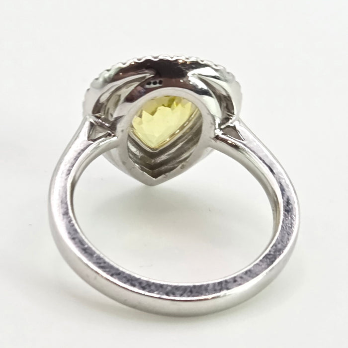 2708: Vintage 18ct White Gold Yellow Sapphire (3.2ct0  Blue Sapphires Diamonds Cocktail Ring