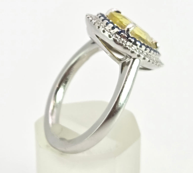 2708: Vintage 18ct White Gold Yellow Sapphire (3.2ct0  Blue Sapphires Diamonds Cocktail Ring